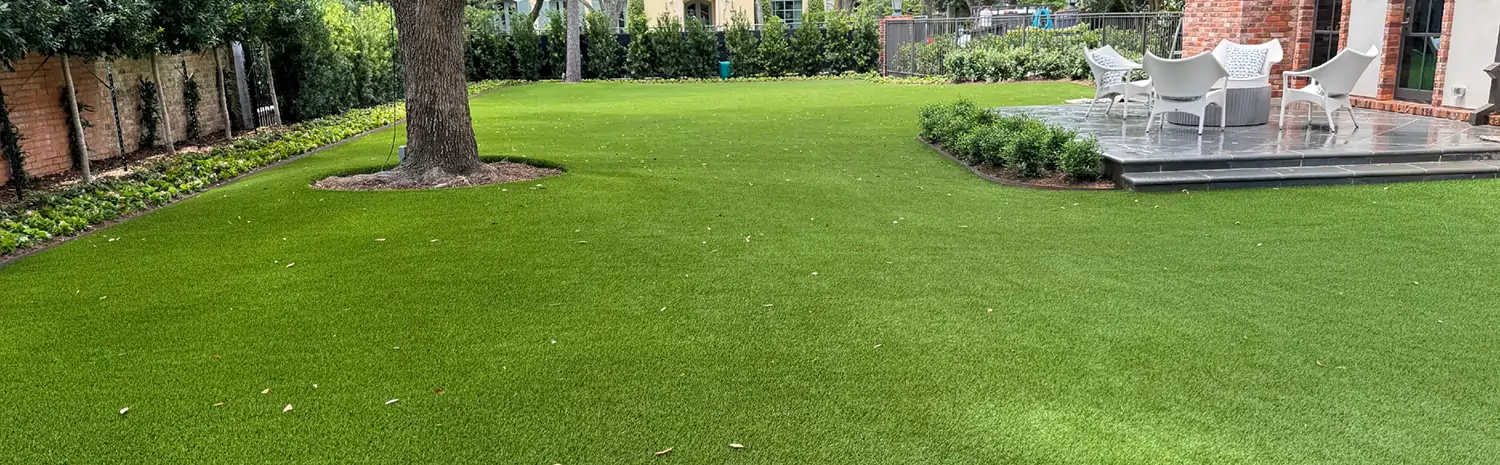 Artificial grass backyard lawn installed by SYNLawn