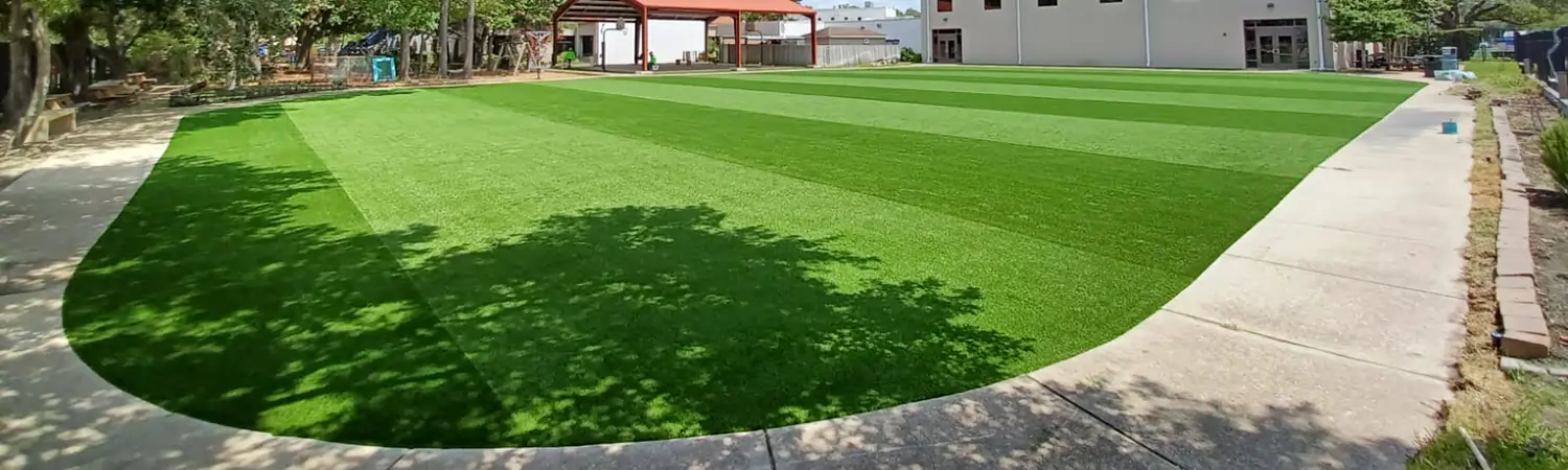 Commercial turf lawn installed by SYNLawn