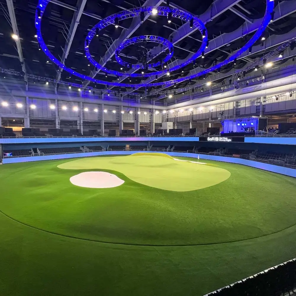 Indoor commercial golf turf from SYNLawn