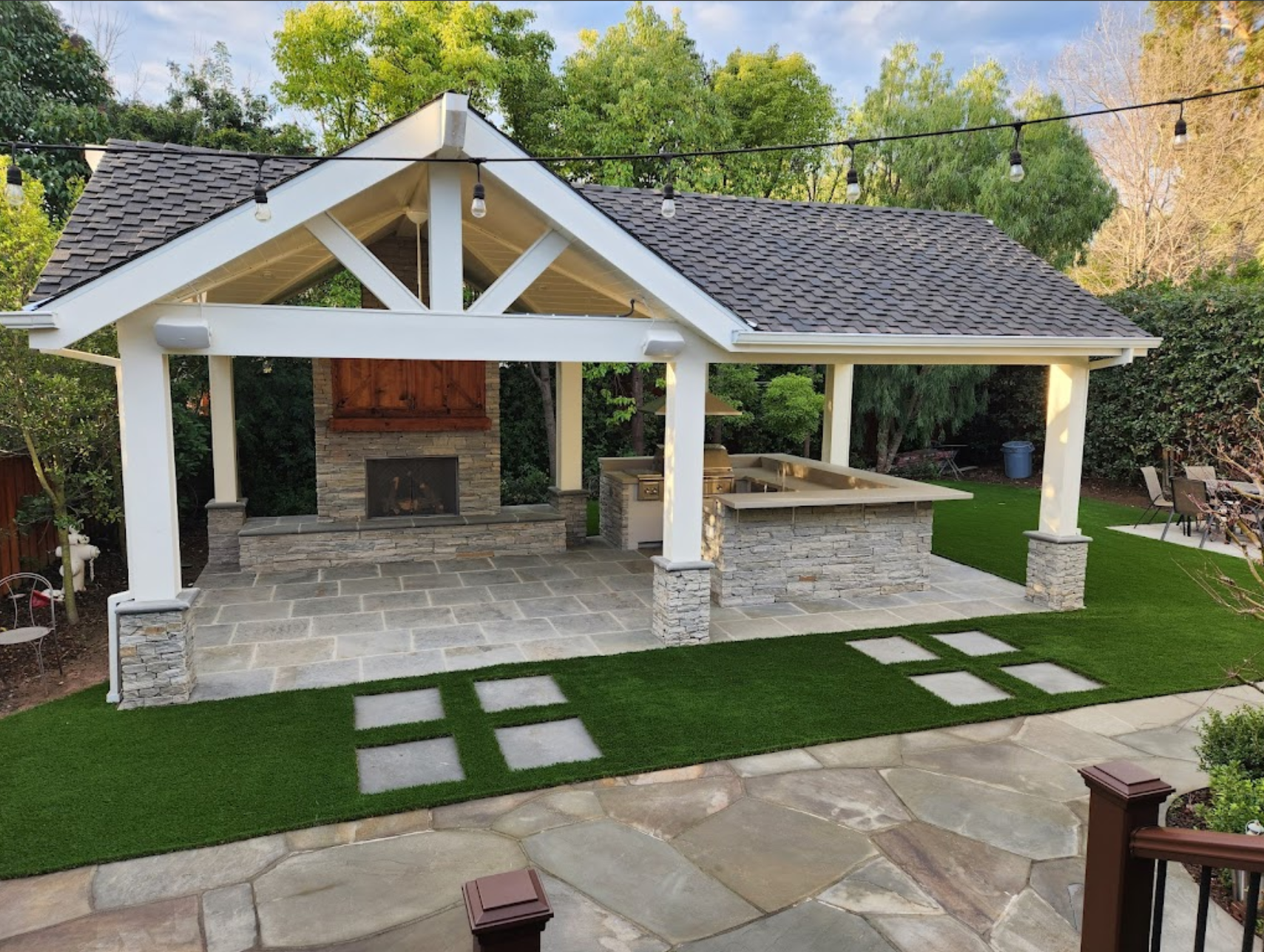 SYNLawn Orlando Artificial Grass Front Lawn