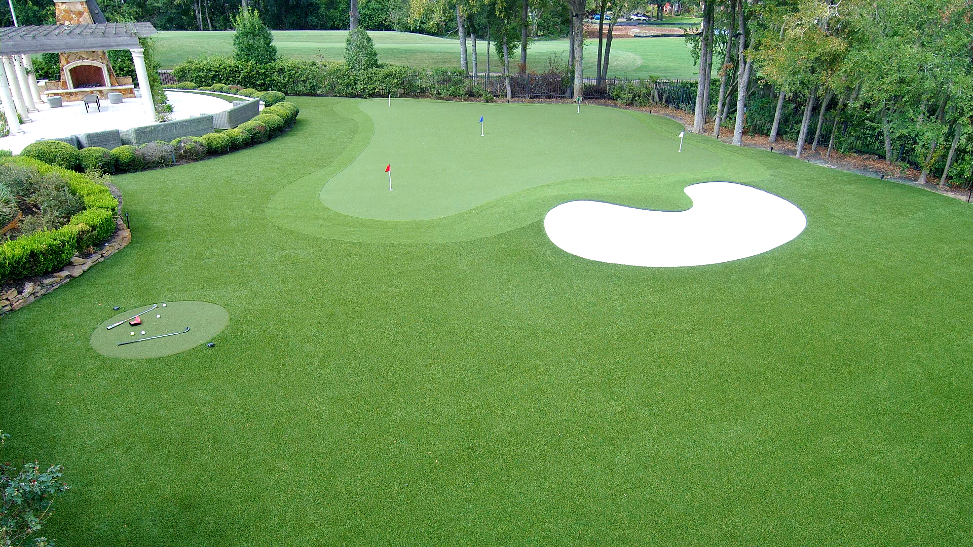 SYNLawn putting green and artificial lawn SYNLawn Orlando putting green and artificial lawn